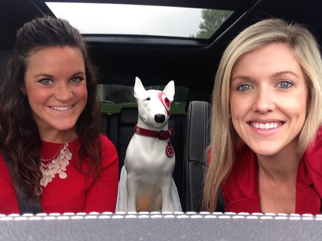 Riding along with Bullseye to the <a href="/CarlsonUG/">Carlson Undergrad</a> career fair!  <a href="/TargetCareers/">Target Careers</a> #selfiewithbullseye