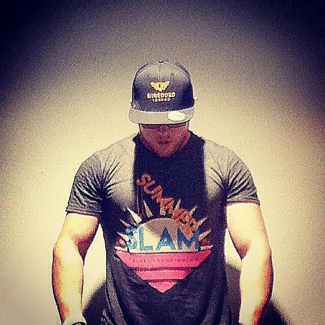 ShreddedLondon's tweet photo. our athlete @strength_clinic george toohey repping the snapback!
#shredded #london http://t.co/lncLkQtS4M