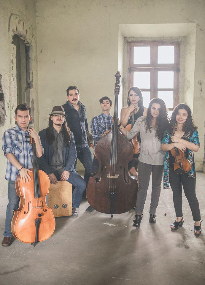 lahoranacional's tweet photo. "La bruja","La llorona","Cielito lindo" son parte del repertorio de @YouakEnsamble. ¡Conócelos este domingo! http://t.co/oUajqoxiHt