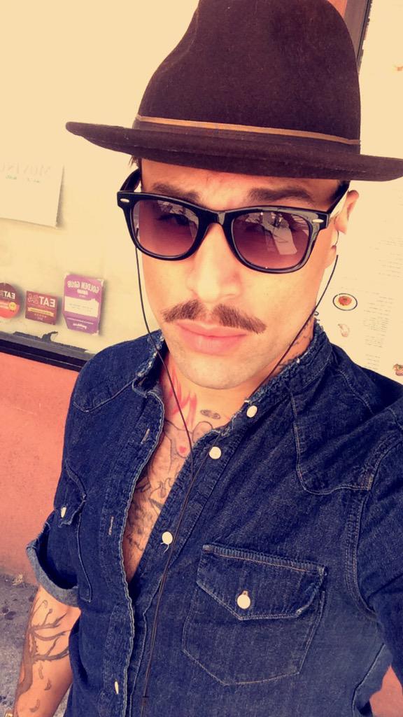 dopeboyink's tweet photo. Never fashion, always style. http://t.co/jQtkLLYIvv