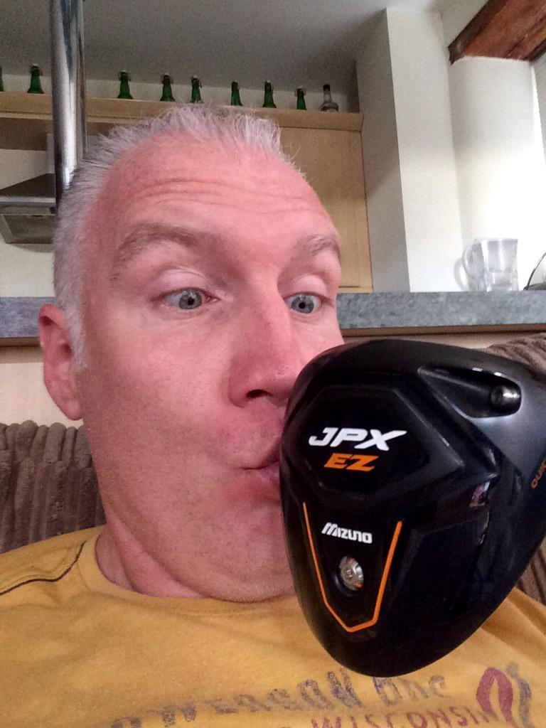 carl_moore75's tweet photo. @4golfonline Daft selfie, love my EZ!! #AGGLive #playthefade #emotinallyattached #shesoutagaintomorrow! http://t.co/xaD5o3Ifr5