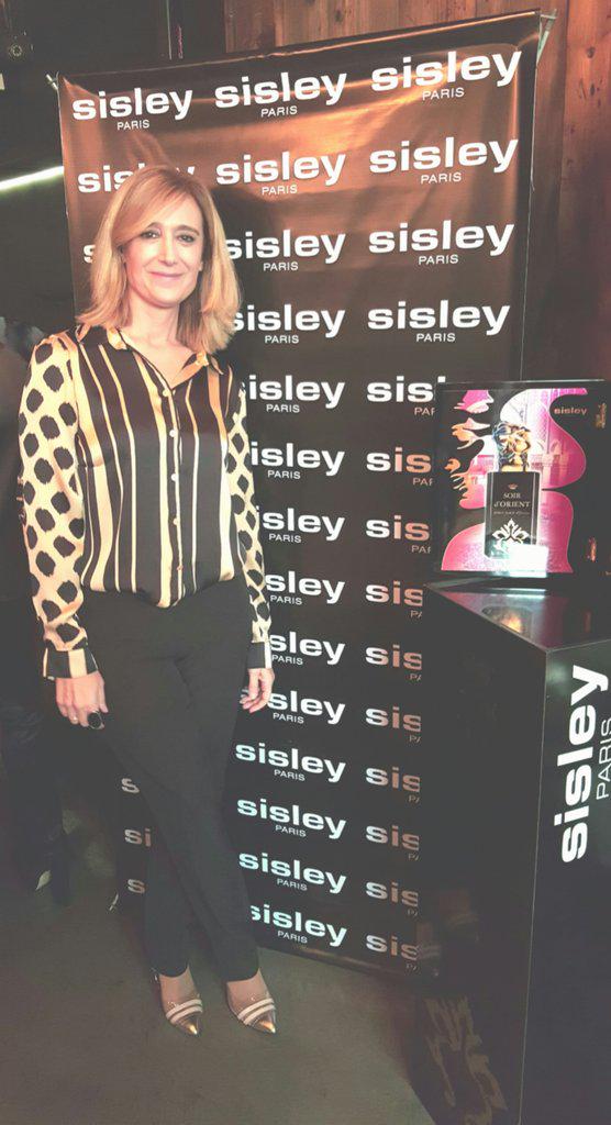 marcelacoronel's tweet photo. Gracias @Sisleylatam por invitarme a la presentación de la nueva fragancia #Soird'Orient. Exquisita! http://t.co/EcvovfcJHO