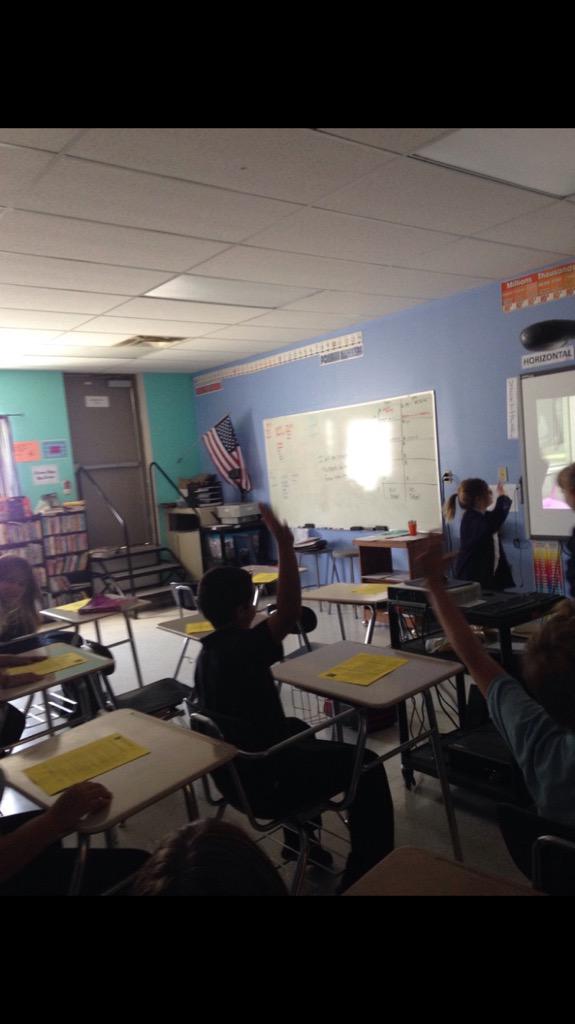feldmantech's tweet photo. Pictures of S's setting up their #streambooks from the past week!  @HP @ConstellationOH @GoogleForEdu #gafe http://t.co/P8WwM9Gdph