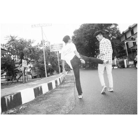 jefrydmk96's tweet photo. #sahabatanitugaadabatasnya http://t.co/Bl3vhKJ1fn