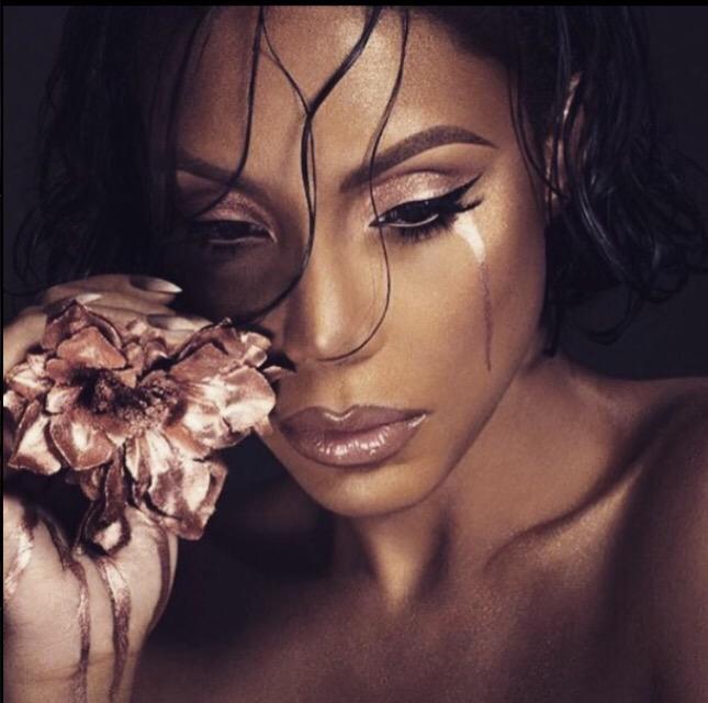 ryeannnn_'s tweet photo. Go Pre-Order Calling All Lovers💓 by @TamarBraxtonHer
https://t.co/4DNSuBZOUL http://t.co/il7bzc7FC2