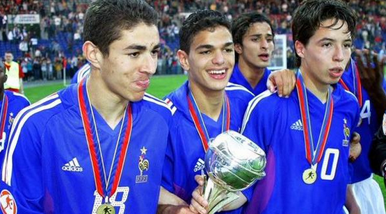 VineFootFrance's tweet photo. Benzema : "Si Ben Arfa avait fait les choses bien, il serait peut être aujourd'hui le coéquipier de Messi" http://t.co/0n1YaJOp4F