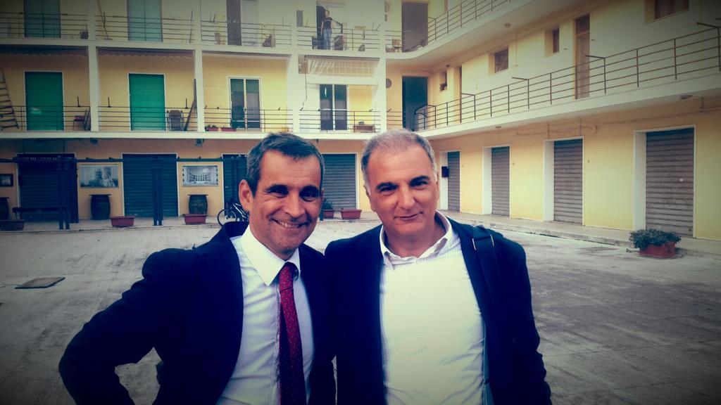 GPManzella's tweet photo. Nella piazzetta del quartiere Nicolosi con @enricoforte1. Prima tappa del suo @viaggioxlatina e con @RosaGiancola http://t.co/GoVPHGyD02
