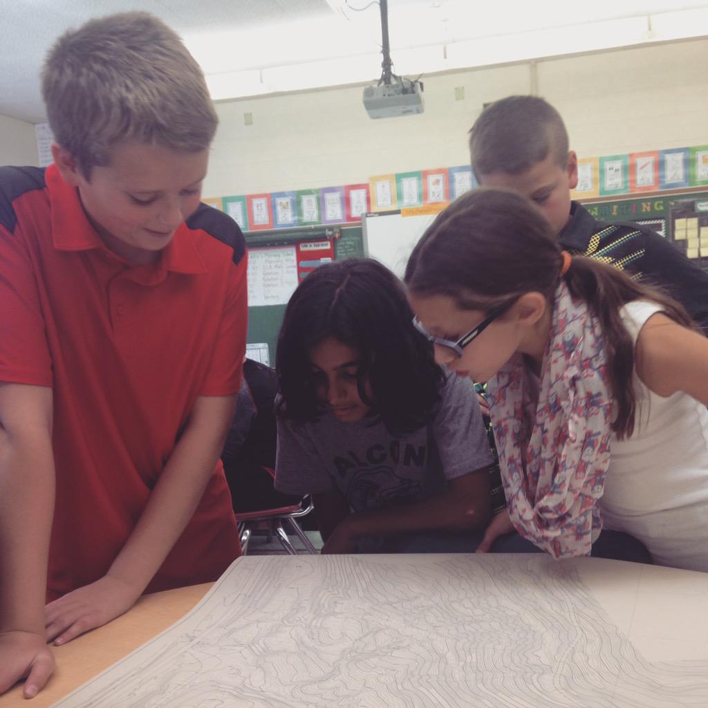 mrskatyriddle's tweet image. Ss loved taking a closer look at a hand-drawn topographical map today.  #OnceACard #Amazed #LotsOfQuestions