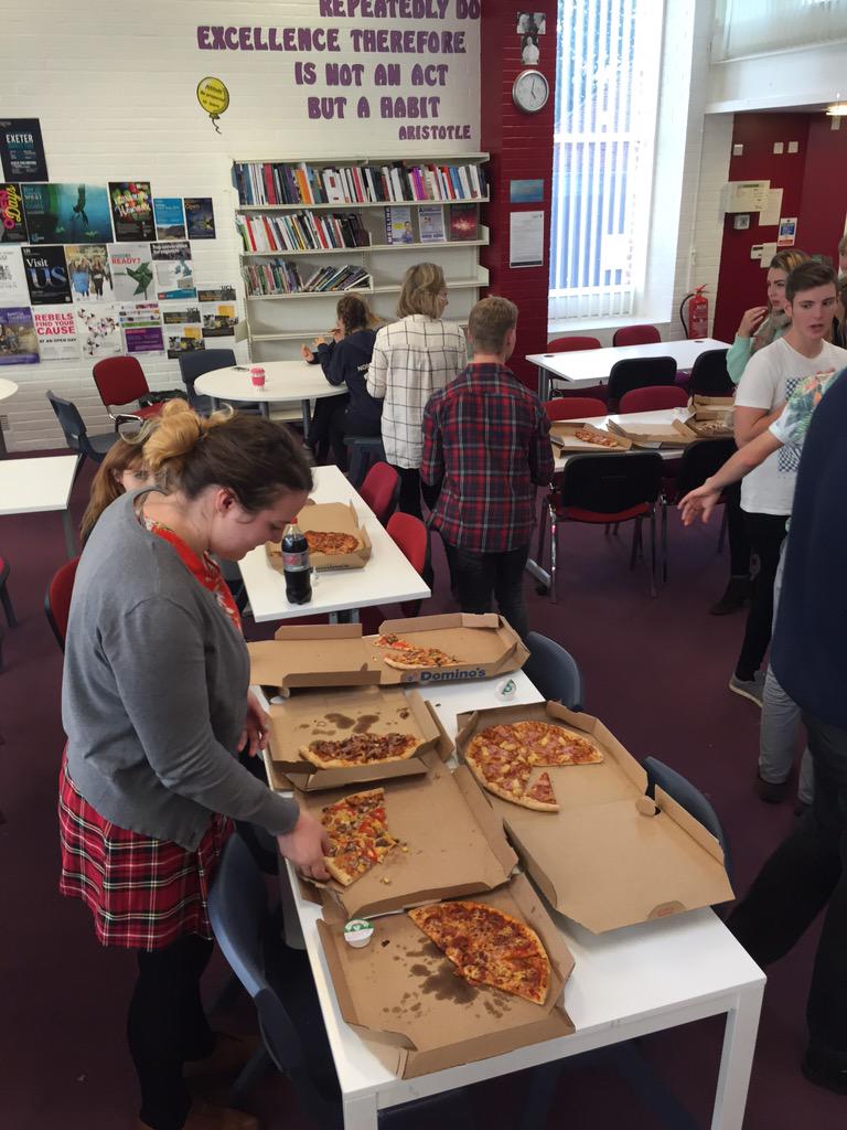 SPH6thForm's tweet image. Sixth form all set to ensure a successful open evening @PhilipHowardCHS