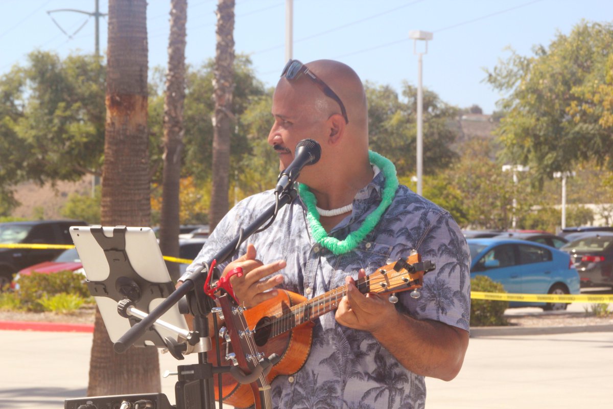 AiSanDiego's tweet image. What better way to end the summer quarter than with a Luau right here at #aisandiego