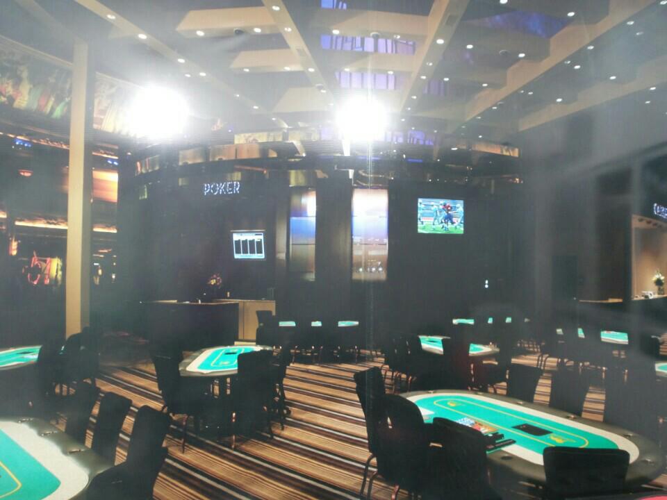 gle1503's tweet photo. #freerolldamascada #vemproclub #pokernight #toproom (@ Club Chaplin Poker in Erechim, Rs) https://t.co/S2jDjx8in6 http://t.co/tgNlrJd5Yi