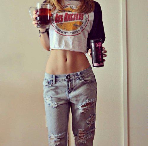 Acomplejada_14's tweet photo. Como quiero estar// Como estoy. http://t.co/IFjefL68ep