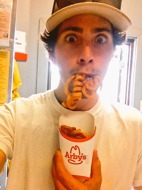 GrantVancie's tweet photo. Woo! Thanks @Trto90 and @DetroitRedWings for the free @Arbys #curlyfries #nicehattybuddy #tywu http://t.co/YKQgWPM4vH