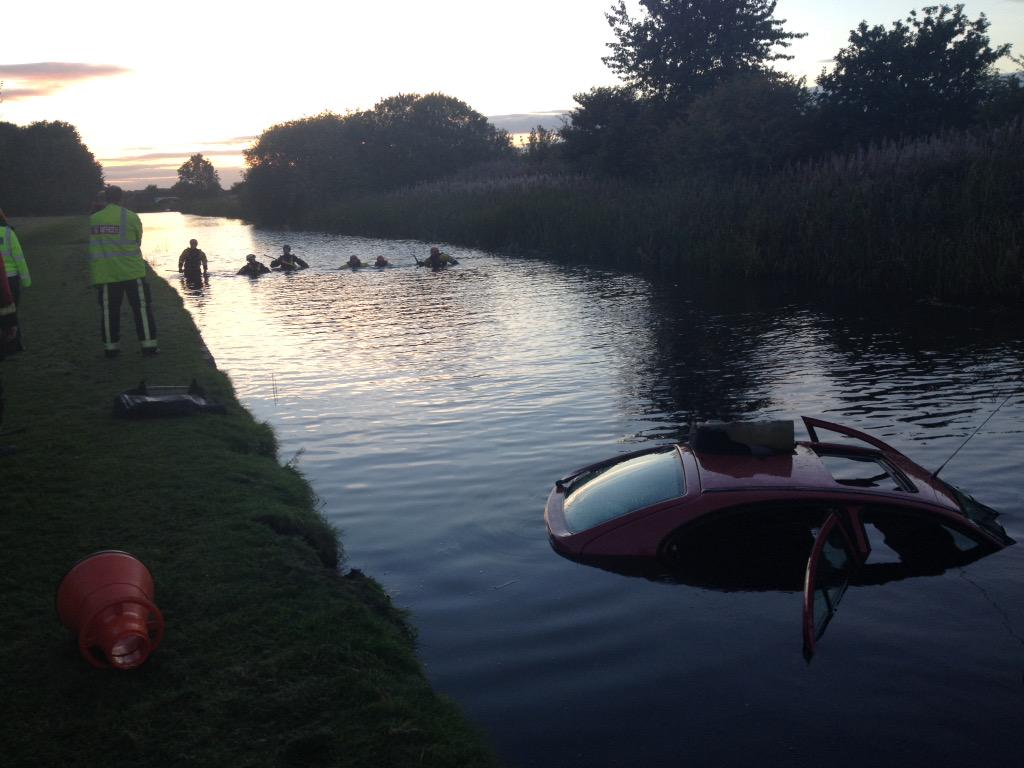 Perrybar water rescue and ambulance water rescue searching the canal in Pelsall
