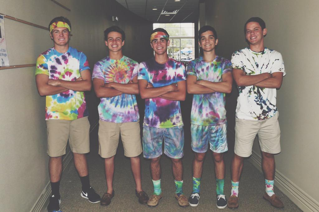 1stRich's tweet photo. Tie Dye 🌀 http://t.co/cAgKgSya75