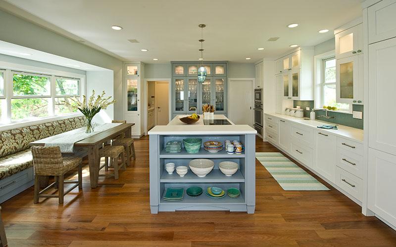 honolulumag's tweet photo. Improve your home with these interior design tips by @archipelagohi: http://t.co/Ow9GUYBp7D http://t.co/mjViyNpnYj