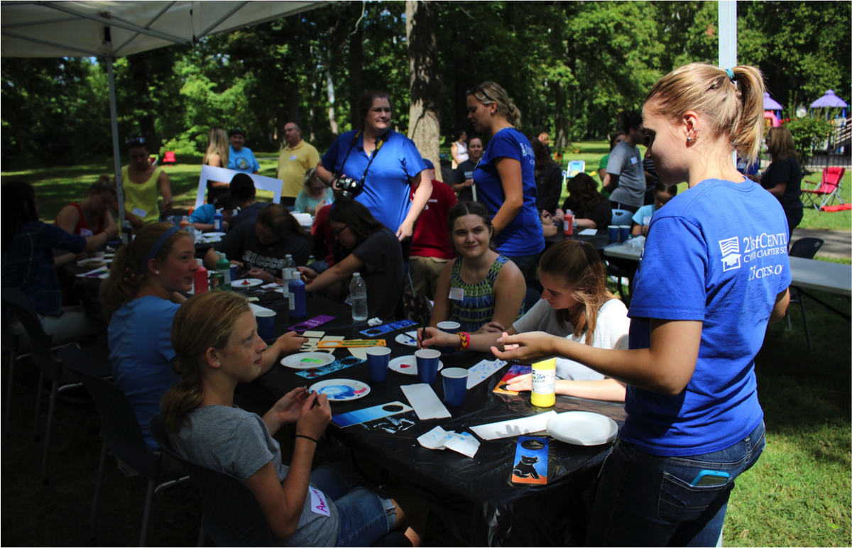 21CyberSchool's tweet photo. #ThrowbackThursday to our Welcome Back Picnic! RT if you remember having a blast this day #tbt #21cccs http://t.co/zWlS21VnKZ