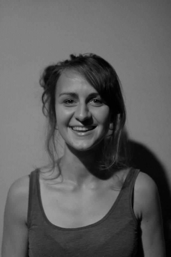 SouthernWildT's tweet photo. Emily Greenslade as Elsbeth
@emgreenshlade #TheOilandtheShard @CamdenPT http://t.co/d5NQiA8i1l