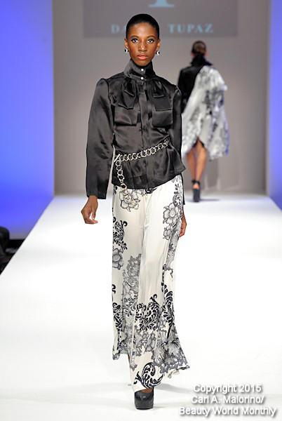 _natalia_smith_'s tweet photo. #sfw #sfw2015 #Gothamhall #DavidTupaz #blackandwhitecollection #stylefashionweek #NYC #NYFW #newyork #model #catwalk http://t.co/Rm1UPgWbVH