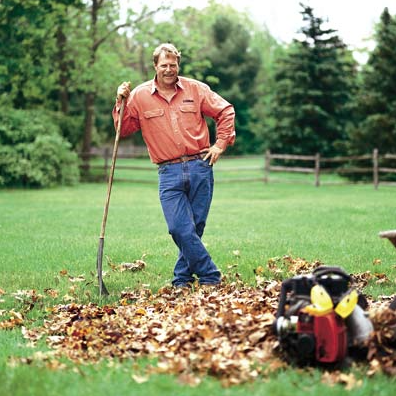 ThisOldHouse's tweet photo. It is time to prep your yard for the next growing season! Get tips from @RogerCookTOH http://t.co/NtHA1Ow6jI #fall http://t.co/x2EN9J7qtP
