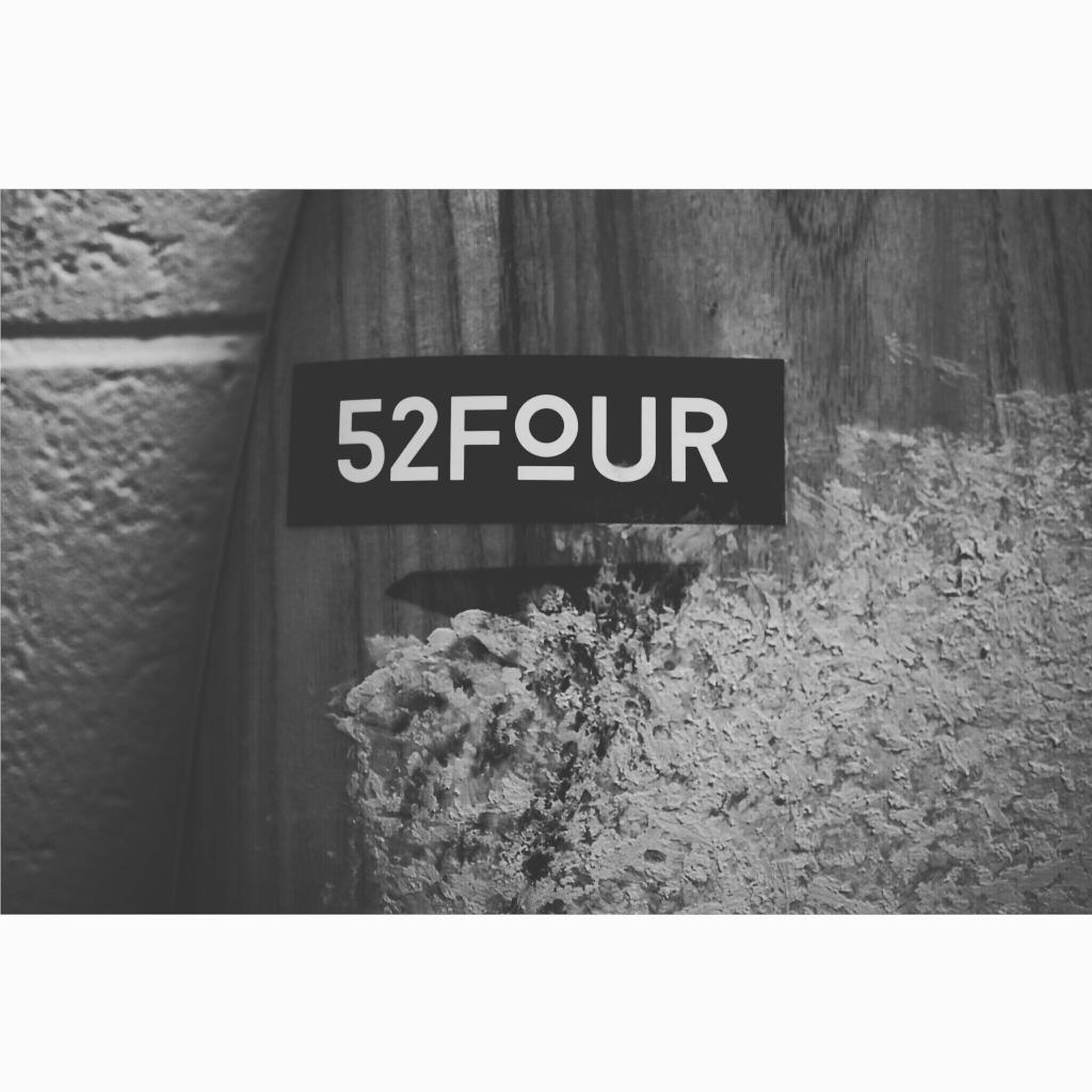52four's tweet image. 100% Natural • 100% Sticky

52Four waxes contain only natural ingredients to help make the finest surfwax available.