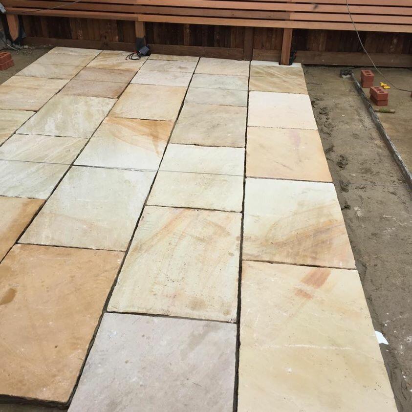 ArbourLandSol's tweet photo. #Ruislip with @AntonyPasquini @Craigeep #mintsandstone laid today, garden coming along. gardendesign #landscaping http://t.co/dbqLTYrTl4