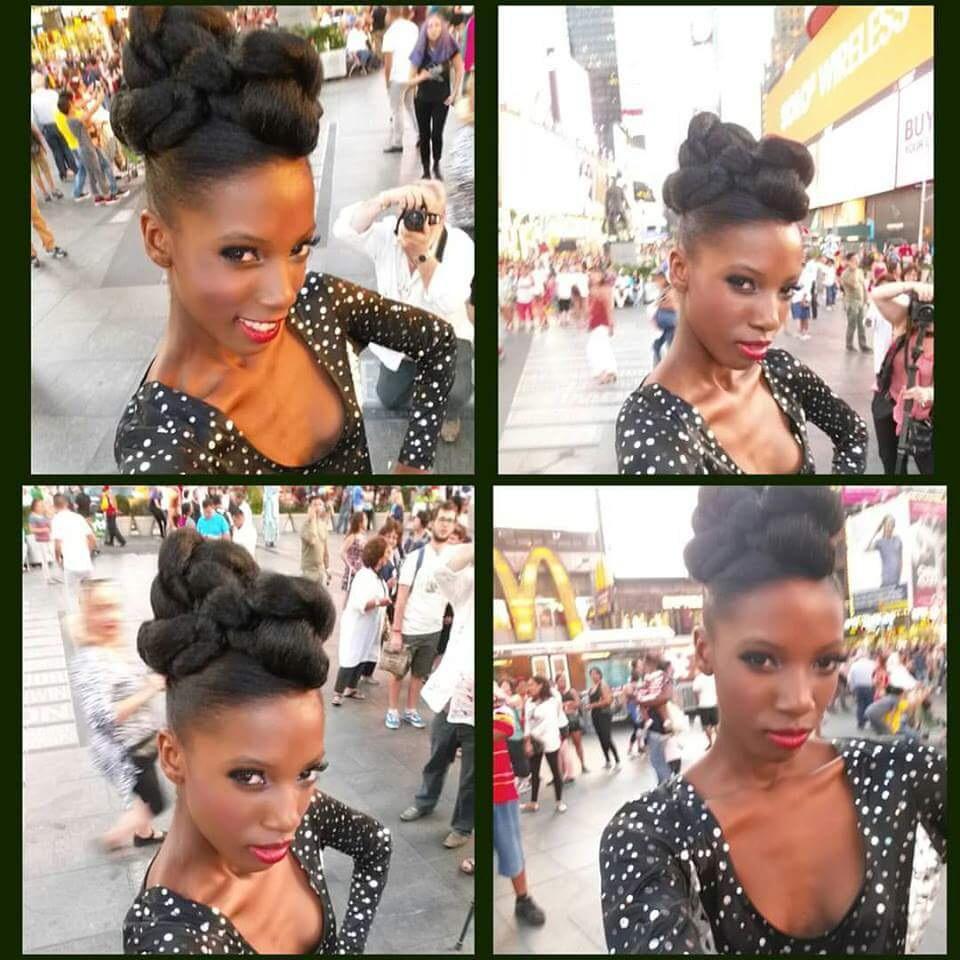 _natalia_smith_'s tweet photo. #selfie #paparazzishoot #model #magazine #NYC #TimesSquare http://t.co/YpKw1AepiU