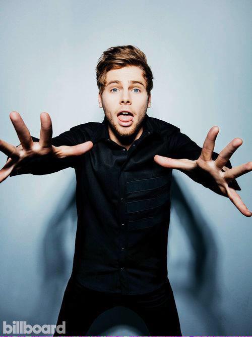 carrryonafi's tweet image. Okay