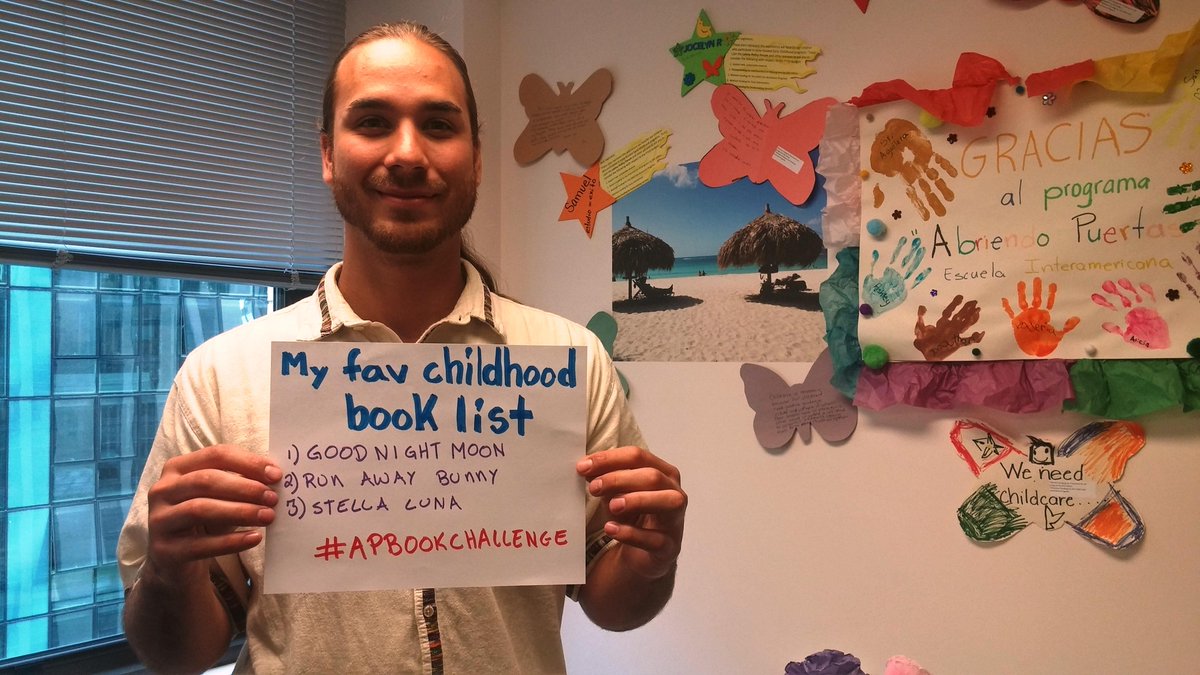 AP_Illinois's tweet photo. I challenge @NicponC @NatalieVesga @pacionezayas to share their favorite childhood books! #APBookChallenge http://t.co/oNMn2d6OvT