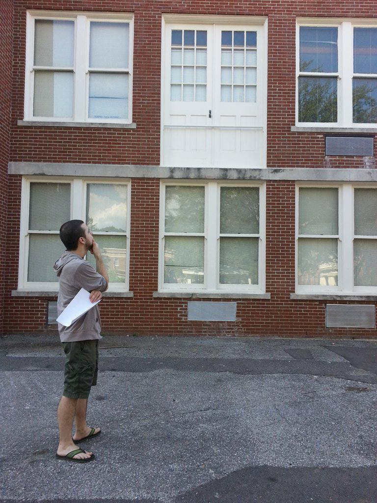 RackCityZack's tweet photo. Here are the unknown double doors on the Administration Building between the pavilion and Manning Hall. #webj http://t.co/wXd7ITDteH