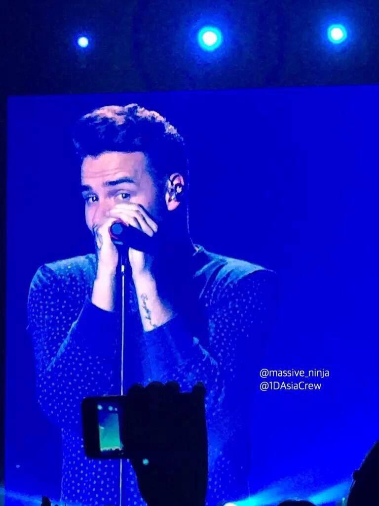 FallTo1D's tweet image. Liam and Harry a few minutes ago ~ L.

OTRALondon
#EMABiggestFans1D