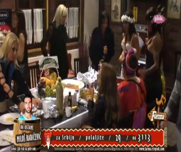 StanijaFanovi's tweet photo. #Farma6 UZIVO!
#DevojackoVece http://t.co/LPbYSXcxZo
