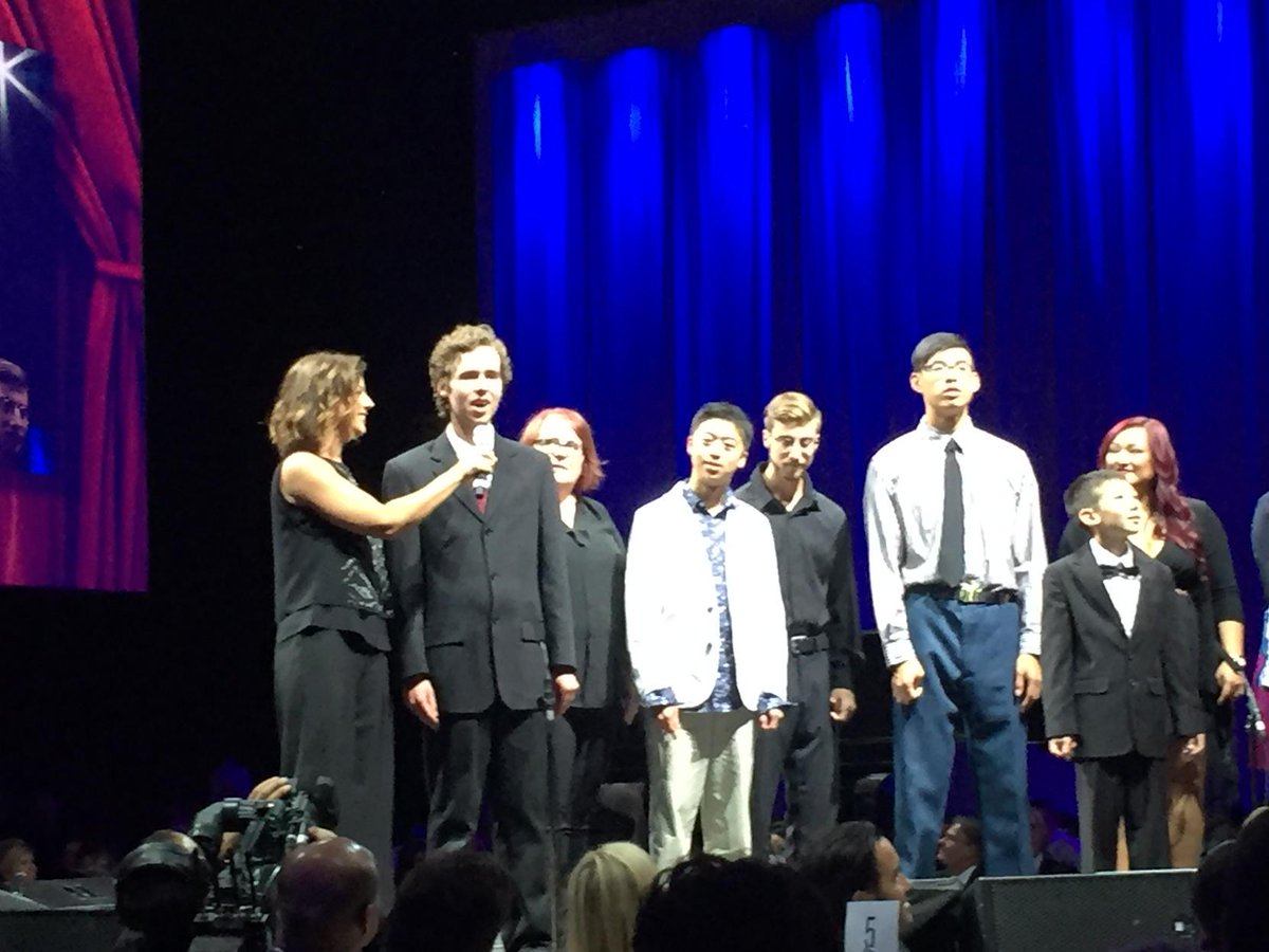 Amazing time at #revealgala <a href="/canucksautism/">Canucks Autism Network</a> amazing gala fantastic cause