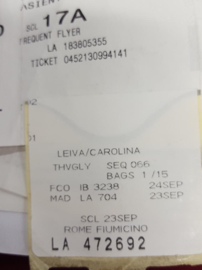LATAM Chile al Twitter: "@caro__2301 Hola Carolina, indícanos tu número de reclamo o número bag tag junto los datos del vuelo. Saludos." / Twitter