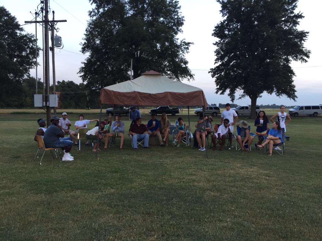 CoachAbbey's tweet photo. Junior tailgate! #BluePrideContest http://t.co/mByY4y6bpd