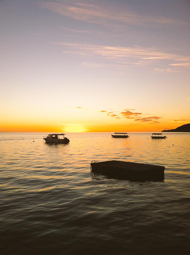 chefwatson74's tweet photo. Fiji life http://t.co/Mpm5U691VW