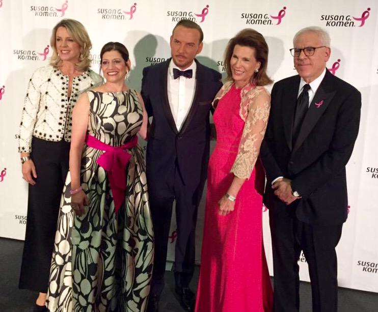 TeamMattGoss's tweet photo. Tonight: #KomenHTP @SusanGKomen @mattgoss @NancyGBrinker @Judy_KomenCEO @DeborahNorville at Kennedy Center. http://t.co/whmIwXGD5F