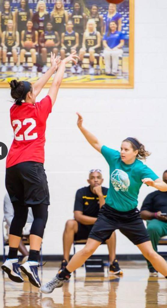 LaurenRachel_25's tweet photo. Quality action shot from the #SunshineStateShowcase π http://t.co/ygB6mR8DF9