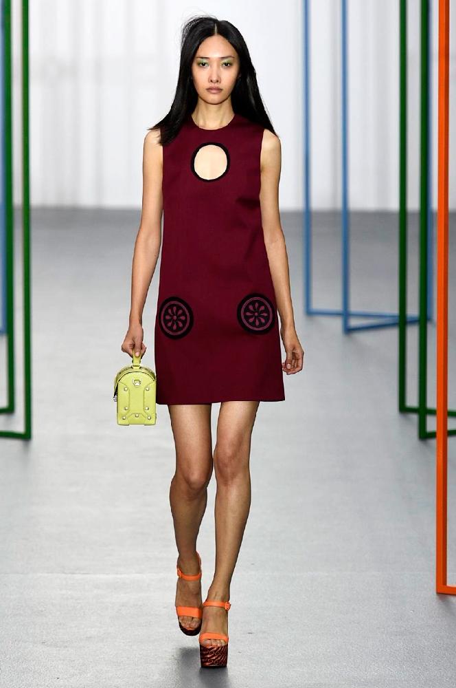 getthewardrobe's tweet photo. #HollyFurton #FashionPurity #fashionblogger #fashionshow #fashiondesigners #LookonTop #AsianHotness http://t.co/n3X6Adu8D2