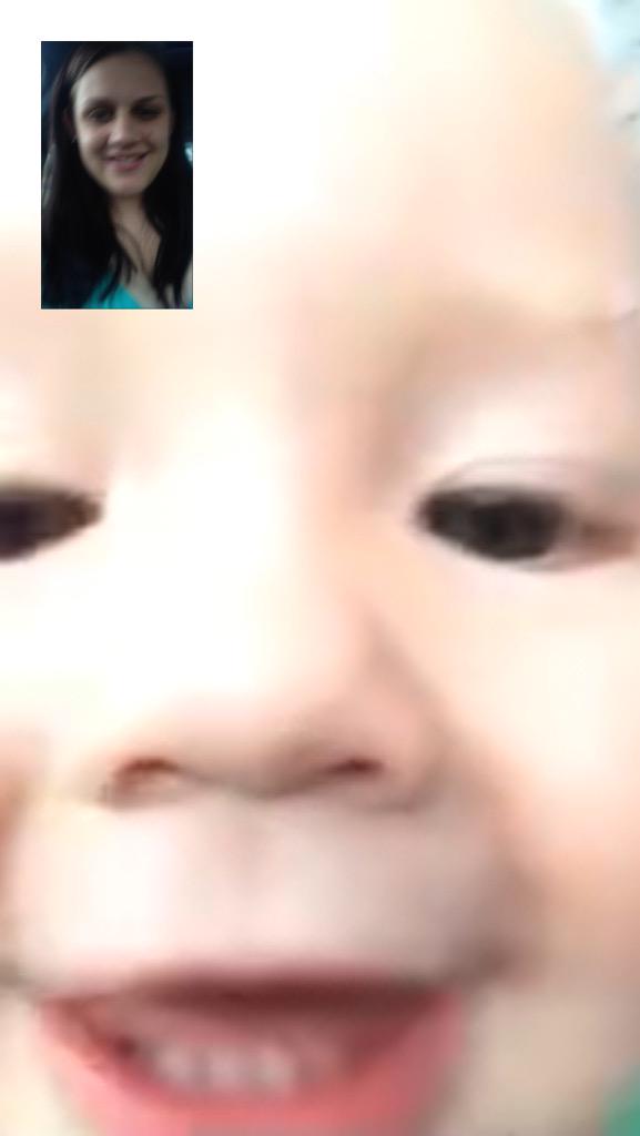 through all the mess and the bullshit life brings you can't forget to appreciate the little things #facetimekisses #4