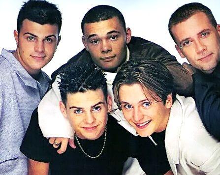 TheLoopAu's tweet image. Want to take it back to a 90s boy band classic rather than @5SOS? Vote #LoopOffFive in the #LOOPOFF