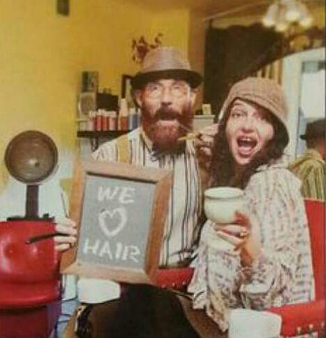 studioroots's tweet photo. Hookin' up #ArtOnHeads
#studioroots
#MagicHappensHere
502 20th Street West
#yxe http://t.co/6yRM5H9kQ9