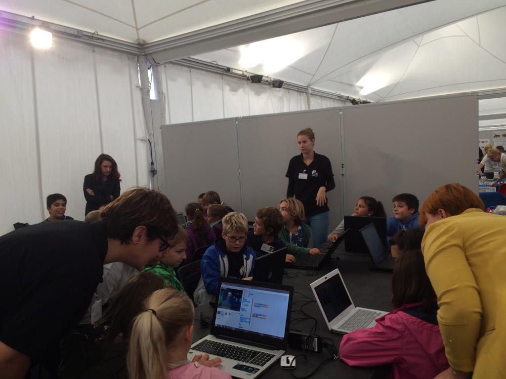 AntonellaGrim's tweet image. #coderdojofvg presente! @AREASciencePark @ComunediTrieste @UniTwitTS #triestenext2015