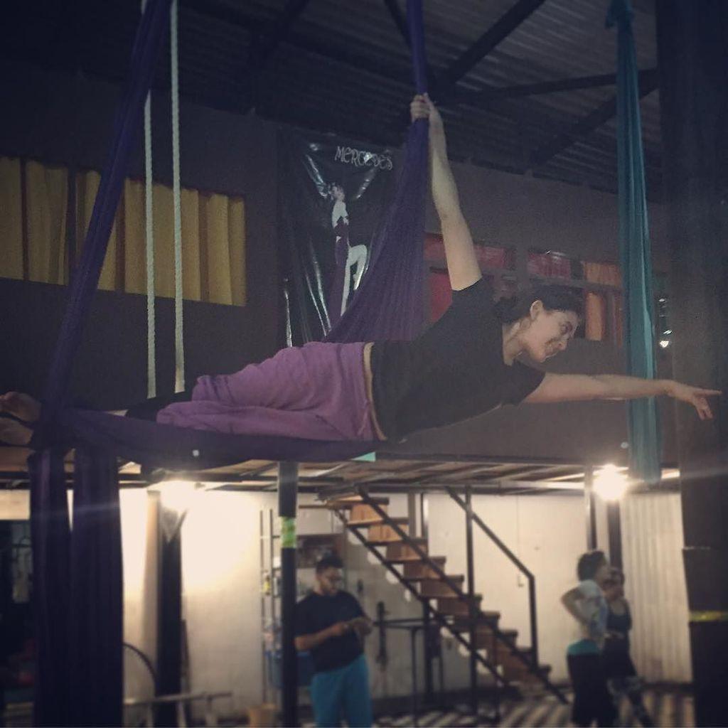 OMari108's tweet photo. ๐One Day I'll fly Away ... Fly Fly Away...๐ #conbaby #satine #moulinrouge #aerial #aerialskills #follow #thebest #iโฆ http://t.co/uUKG22WNcD