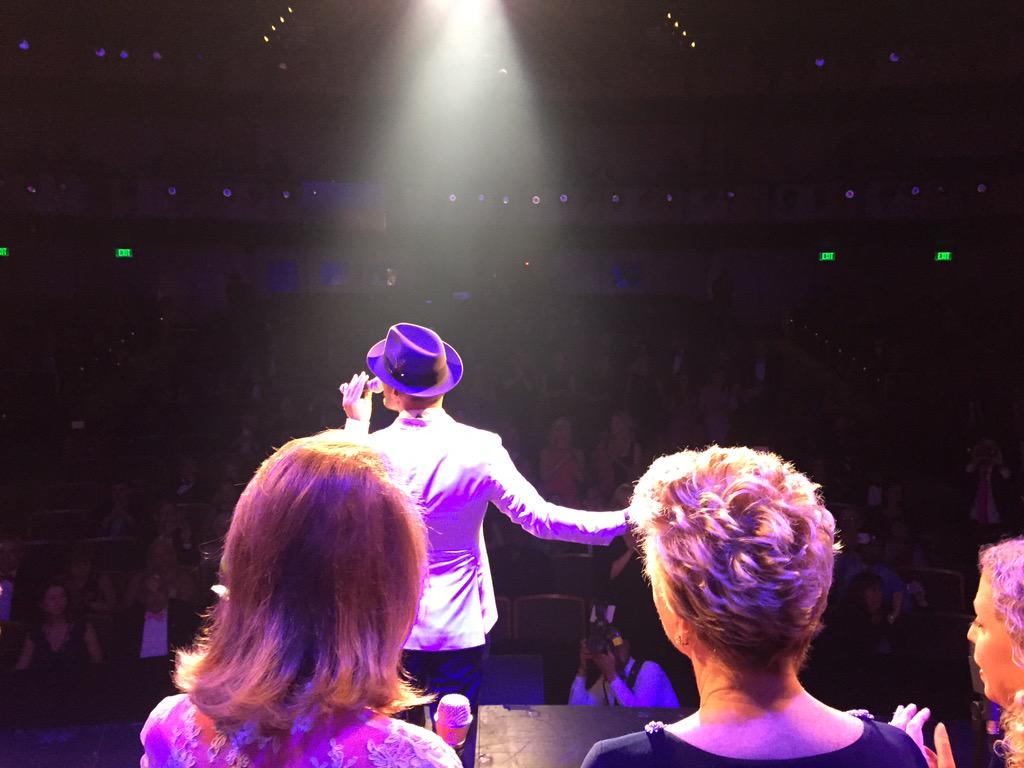 NancyGBrinker's tweet photo. @mattgoss inspired us tonight at @kencen w/ his personal story and performance @SusanGKomen is so thankful! #KomenHTP http://t.co/rSf8SnxH1V
