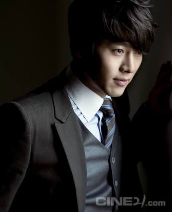 [!!!] Happy Birthday to Hyun Bin!  25 September 1982 