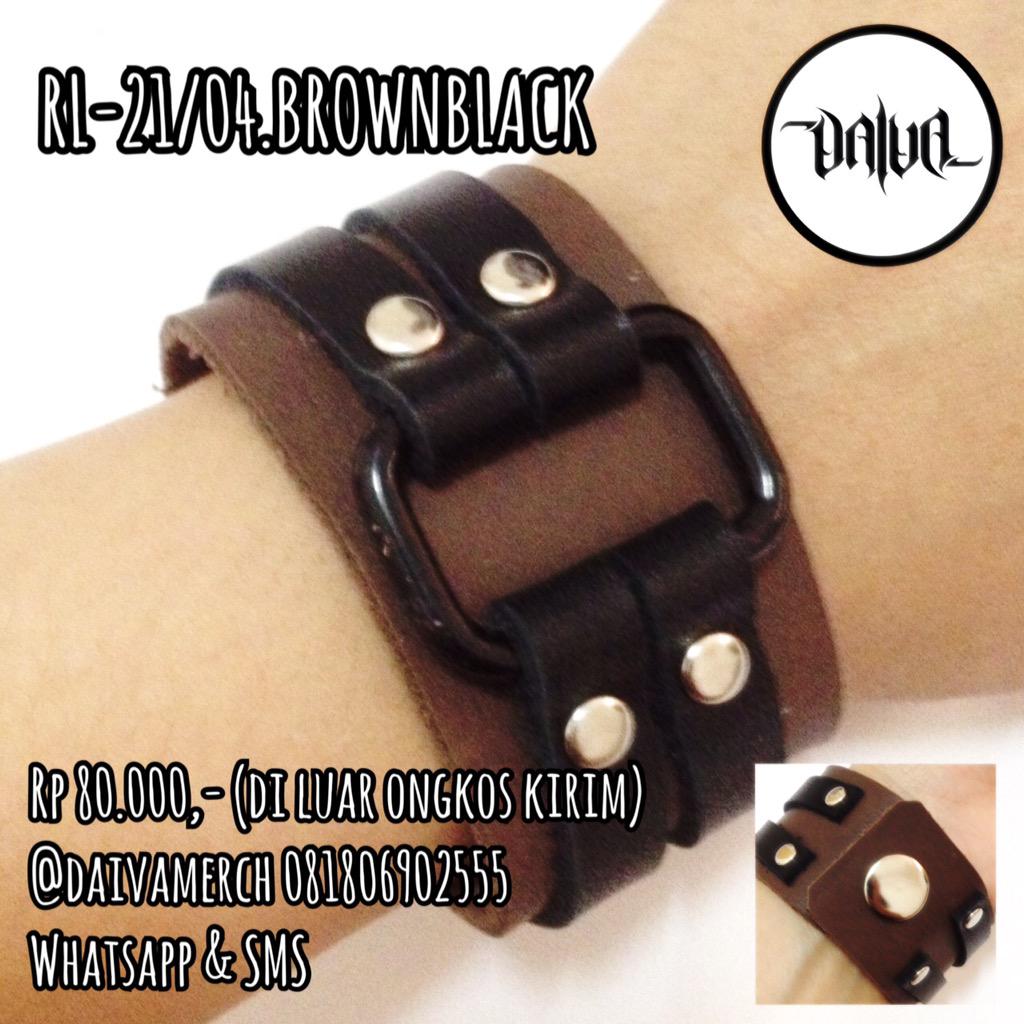 RL-21/04. Brownblack
#gelangkulit #gelangkulitasli #leatherhandwear