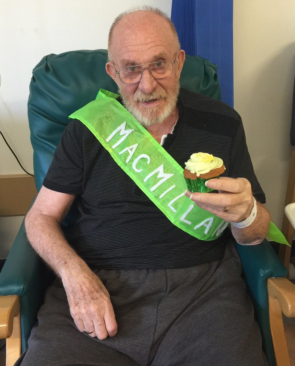 RHHealthcare's tweet photo. Red Homes Homecare took the Coffee morning to Mr Mew who enjoyed his cake! @macmillancoffee #coffeemorning #macmi http://t.co/dkv2D4MrD3