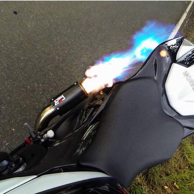 RedlinemotorcyclesUK tweet media