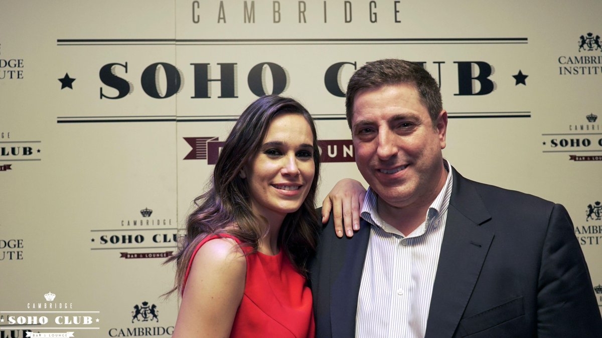 CambridgeSClub's tweet photo. Fantástica fiesta de la premiere de De chica en chica​ en Cambridge Soho Club. Sois fantásticos!! ¡¡Os queremos!! http://t.co/ZdnPH42ZD1